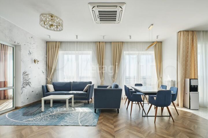 4-к. квартира, 145 м², 17/17 эт.