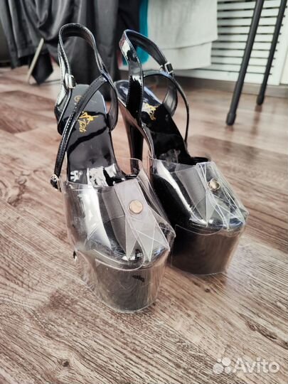 Туфли для стрипа