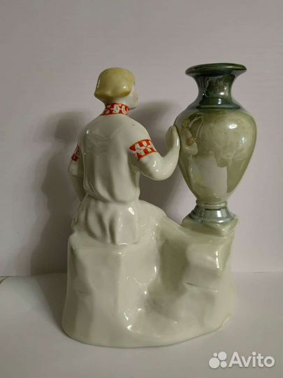 Статуэтка Ваза. Данила мастер. Период СССР