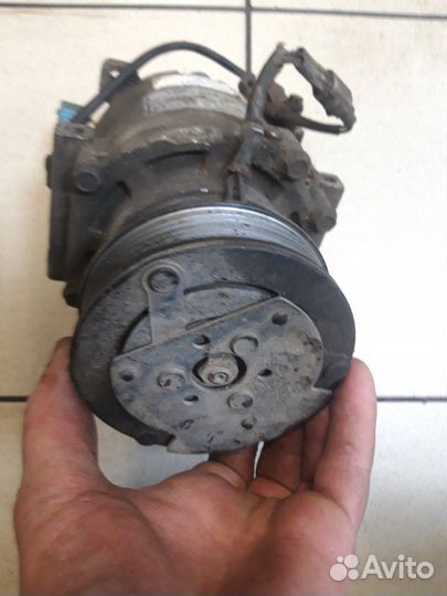 Компрессор кондиционера Chery Very