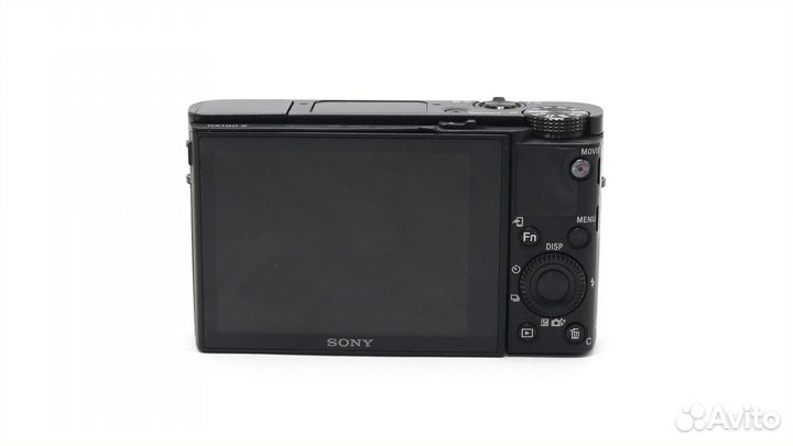 Sony Cyber-shot DSC-RX100M5 в упаковке