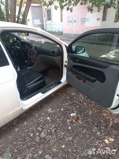 Ford Focus 1.6 МТ, 2008, 235 000 км