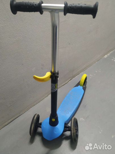 Самокат детский 2-4 года