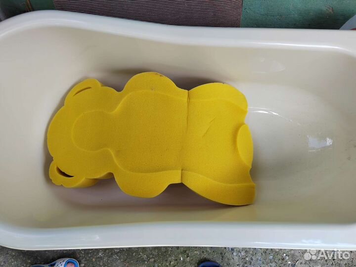 Ванночка для купания с горкой