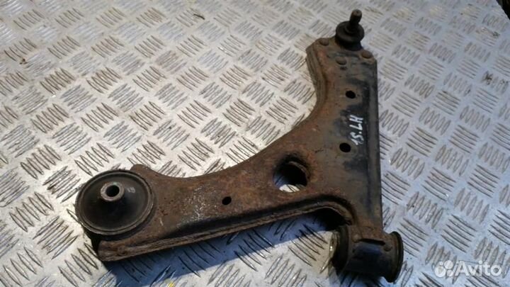 Рычаг передний левый Opel Corsa D 2006-2015