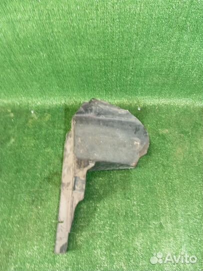 Дефлектор радиатора Ford Focus 2