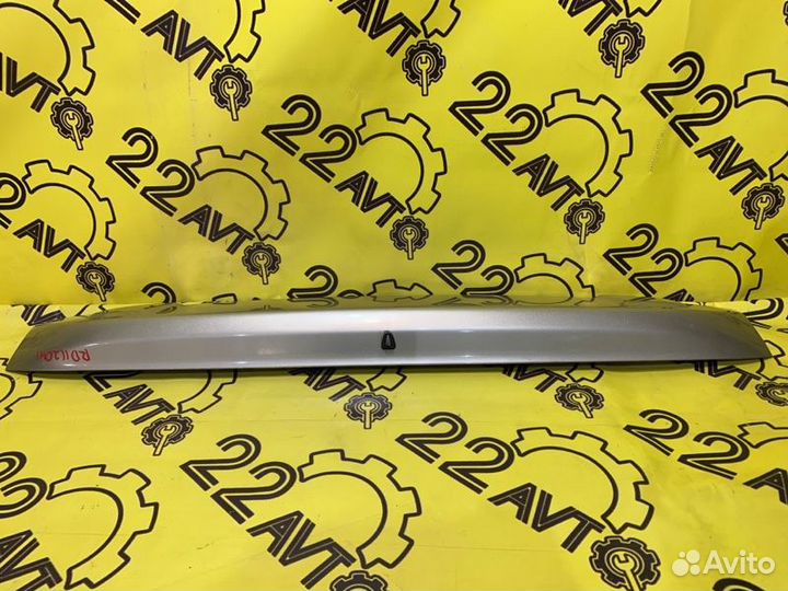 Накладка двери багажника задняя Honda Cr-V RD1