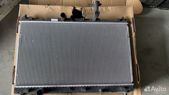 Радиатор охлаждения двс Suzuki Sx4