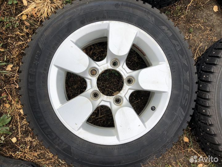 Колеса на ниву r15