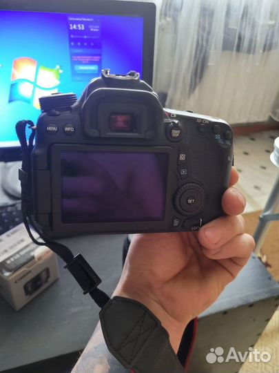 70D зеркальный фотоаппарат canon