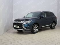 Mitsubishi Outlander 2.0 CVT, 2020, 66 586 км, с пробегом, цена 2 979 000 руб.