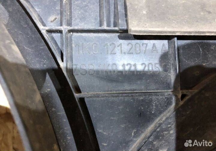 Вентилятор радиатора Volkswagen Passat B6 2005