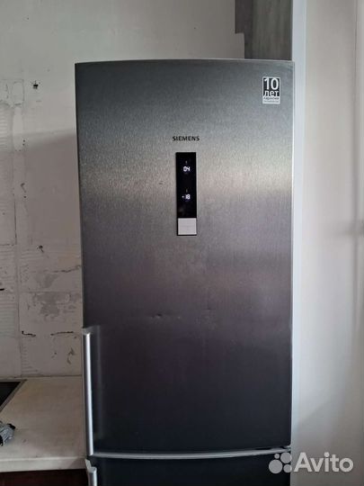 Холодильник siemens