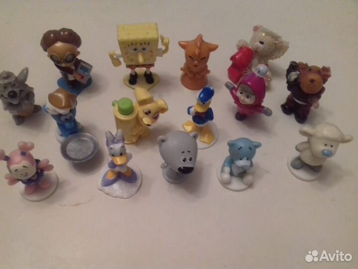 Мелкие игрушки и коллекции из киндер-сюрприз