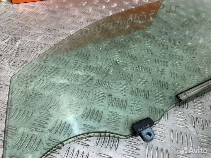 Стекло двери переднее левое Lexus Gs350 GRS196