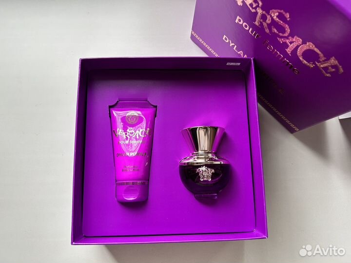 Парфюм Versace Dylan Purple