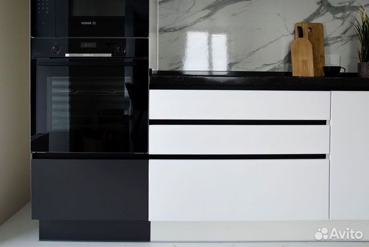 Угловая кухня с мдф фасадами