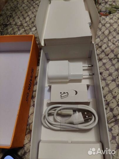 Телефон тесно