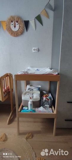 Пеленальный столик IKEA с матрасиком и чехлами