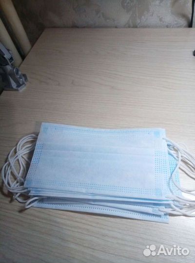 Маски одноразовые