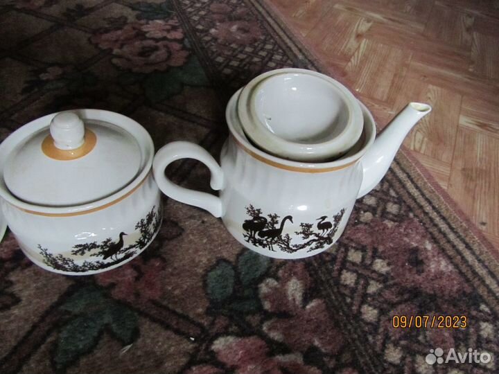 Чайный и кофейный сервиз 