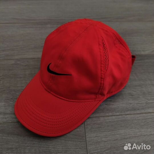 Кепка Nike женская