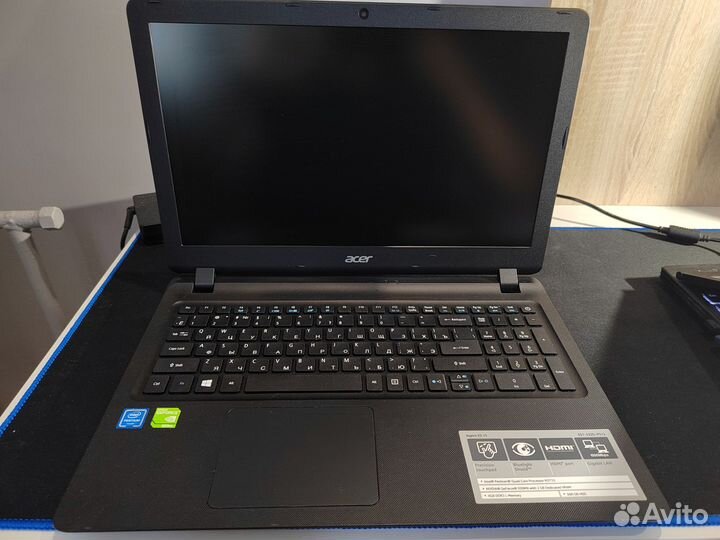Acer aspire ES1-532G-P512