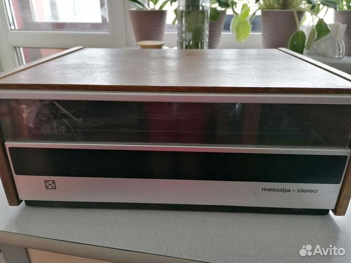 Проигрыватель Мелодия стерео
