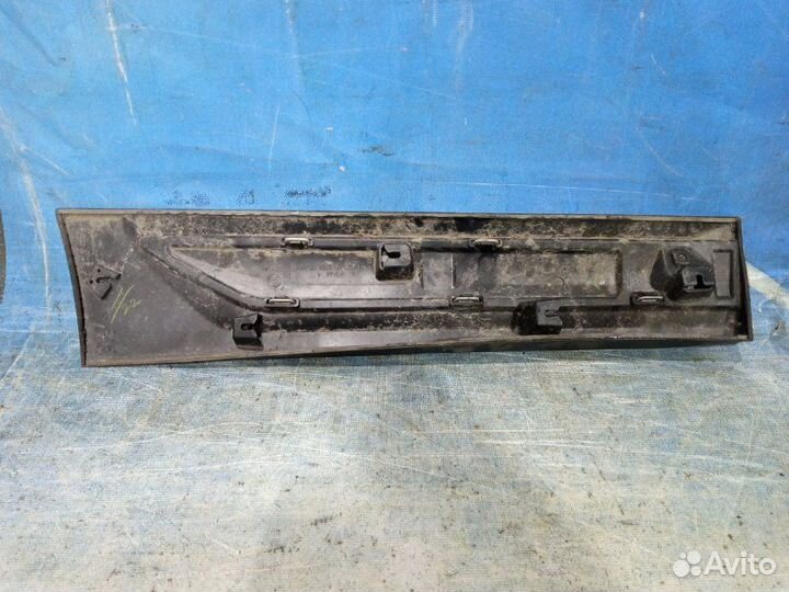 Накладка двери задняя левая Mitsubishi Outlander 3