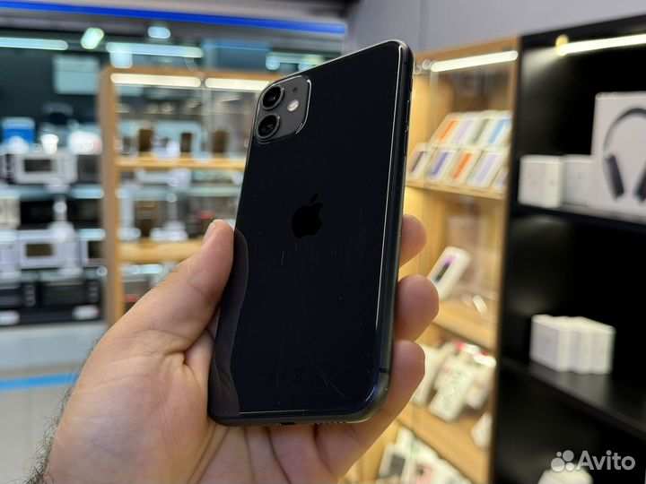 iPhone 11, 128 ГБ