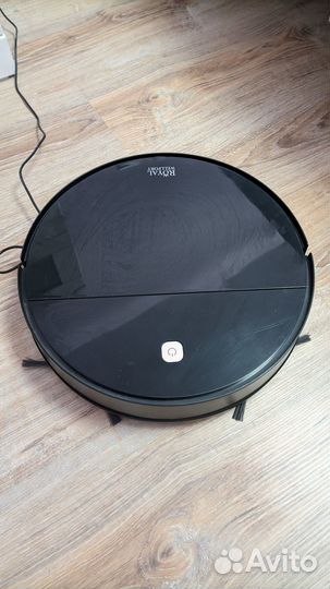 Продам робот пылесос