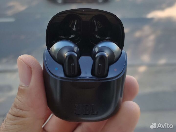 Беспроводные наушники jbl tune 225 tws