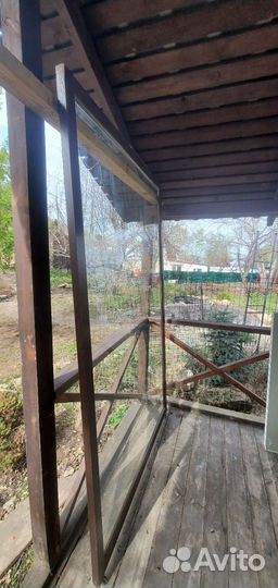 Стеклянная раздвижная дверь