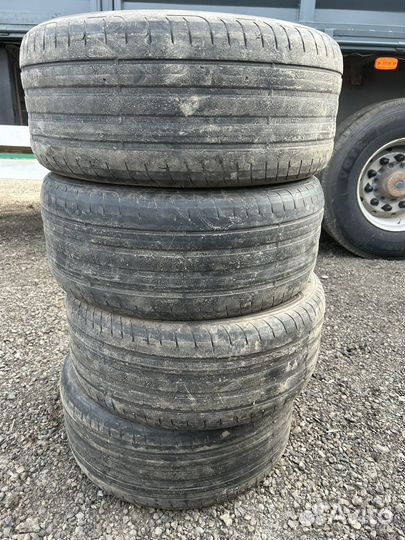 Goodyear Eagle F1 Asymmetric 3 235/45 R17 97Y