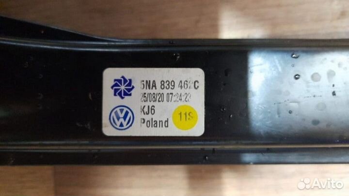 Стеклоподъемник с моторчиком задний правый