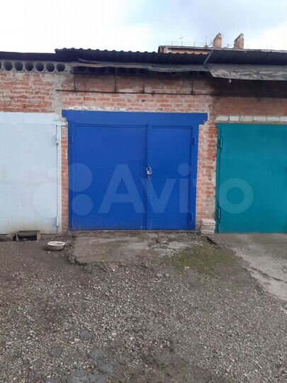 Гараж, > 30 м²