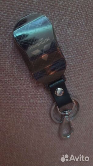 Брелок mitsubishi