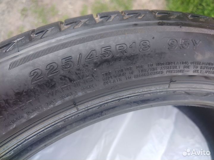 Bridgestone Turanza T005 225/45 R18 95