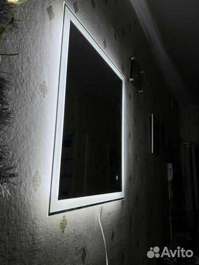 Зеркало с led подсветкой