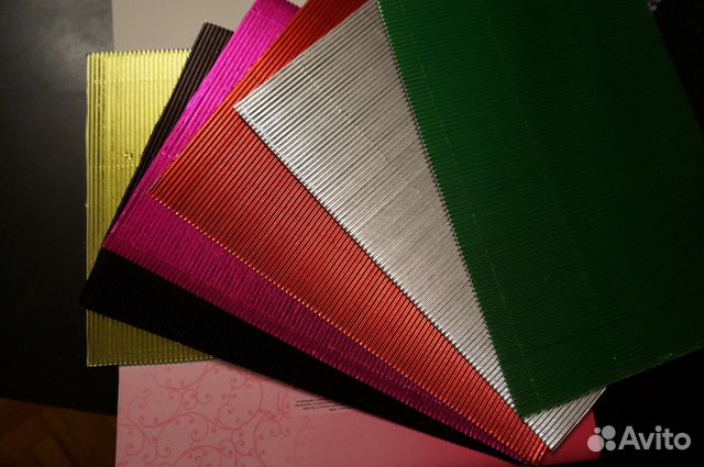 Пастель, тетради, обложки и бумага для поделок