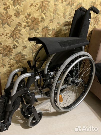 Коляска инвалидная