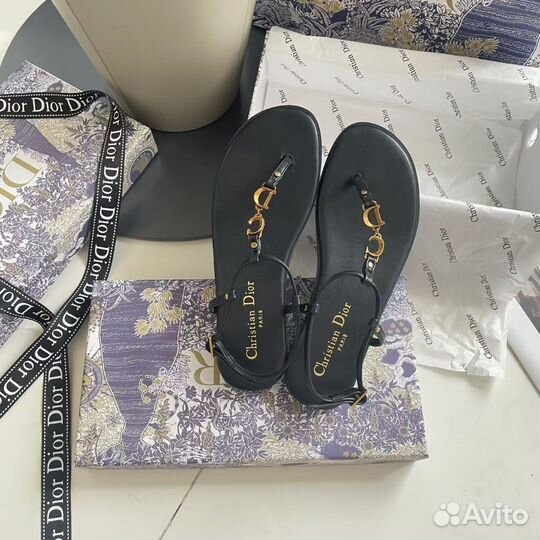 Меховые тапочки Christian Dior (новые)