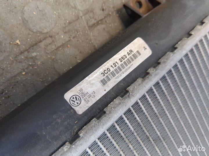 Радиатор охлаждения двигателя Volkswagen Passat 7 Европа