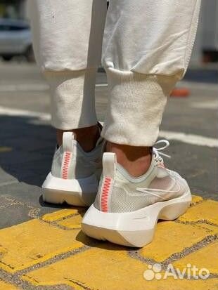 Кроссовки Nike