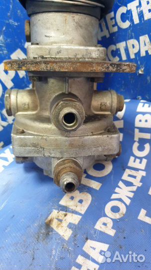 Кран тормозной. Камаз 5320 грузовой АВТОМОБИЛЬ 740