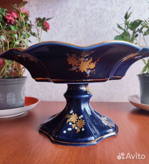 Ваза для фруктов на ножке Lefard