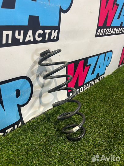 Пружина задняя Volkswagen Jetta 7 2019 5Q0511121AE