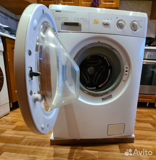 Стиральная машина Zanussi Aquacycle 800