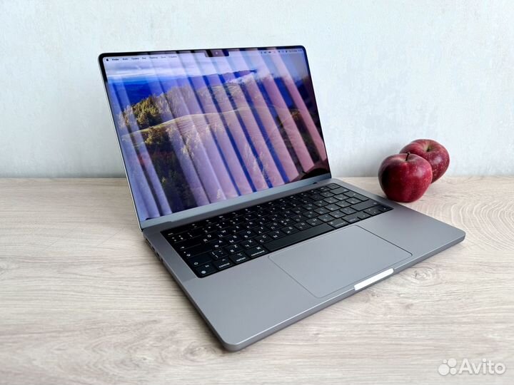 Новый MacBook Pro 14