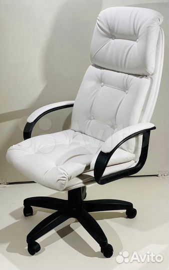 Компьютерное кресло